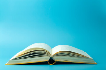 做梦梦到自己大姨妈来了