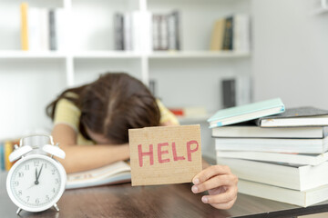 做梦梦到自己大姨妈来了